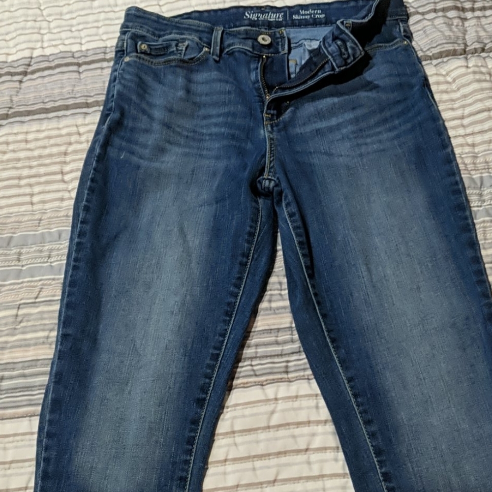 Levi straguss &Co skinny jeans, size 8